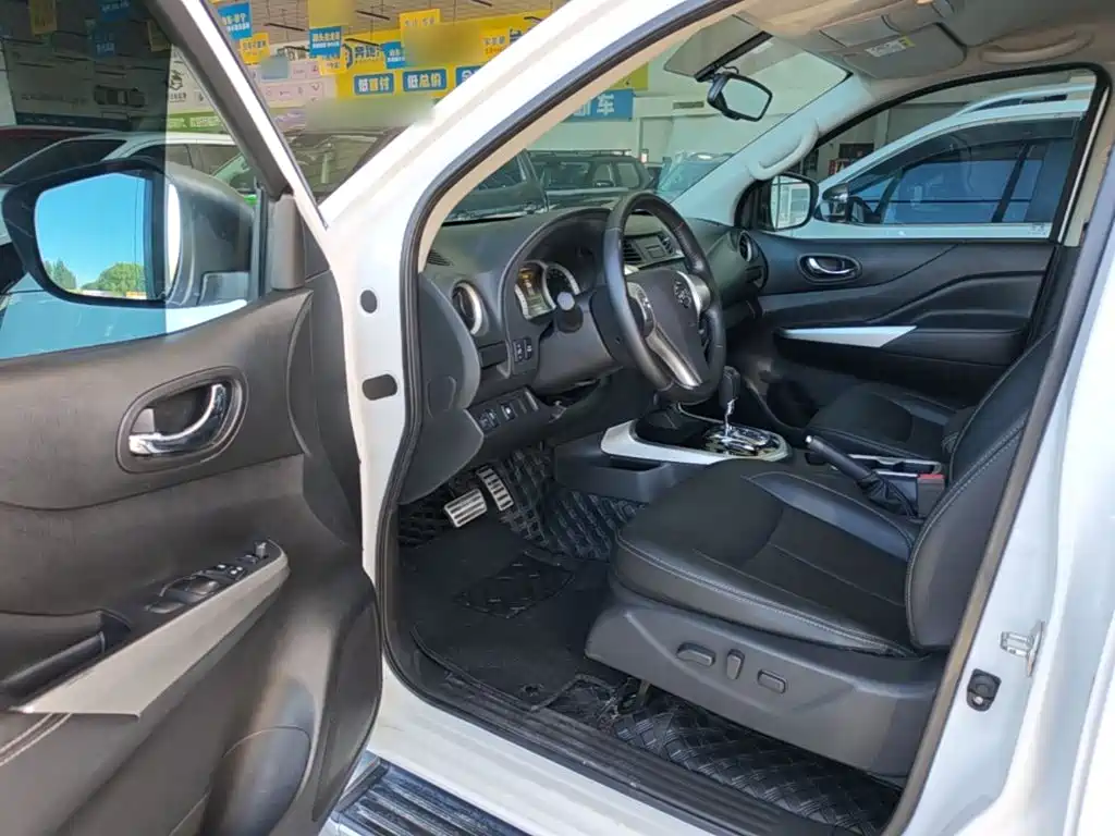 Nissan Navara — миниатюра 16