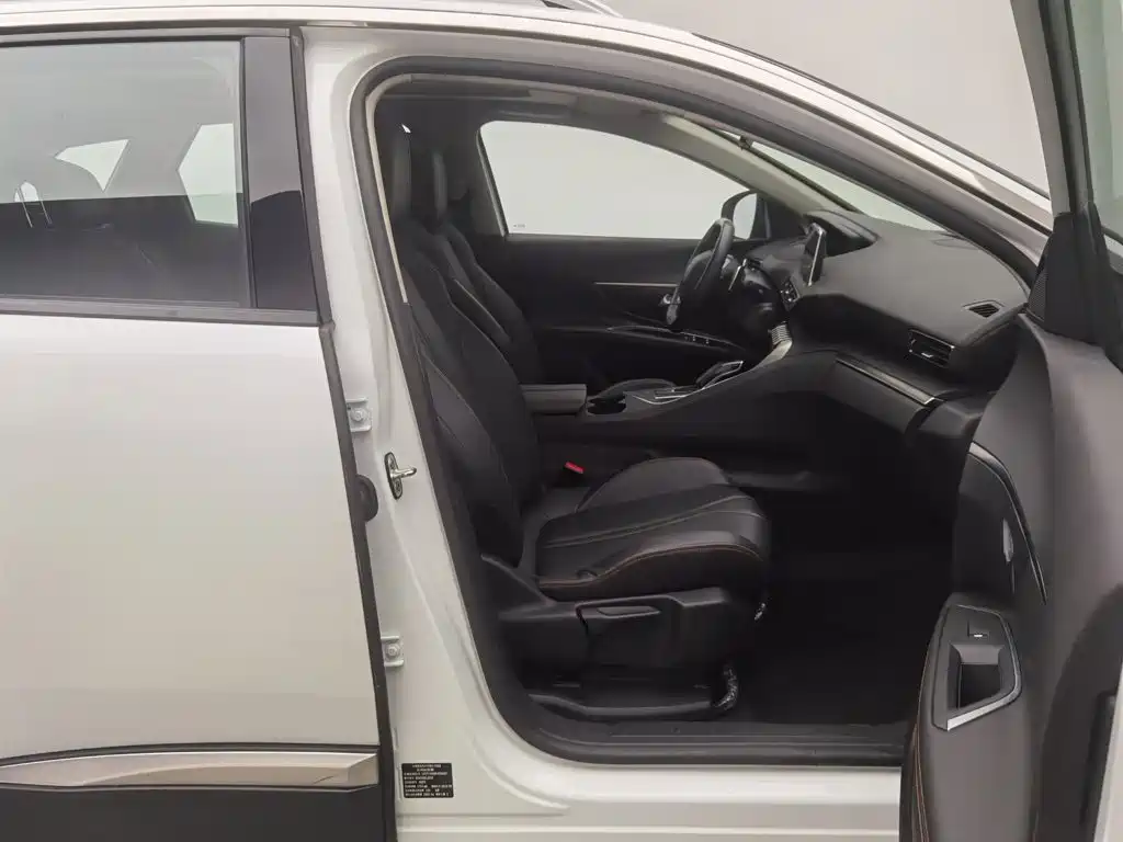 Peugeot 4008 — миниатюра 23