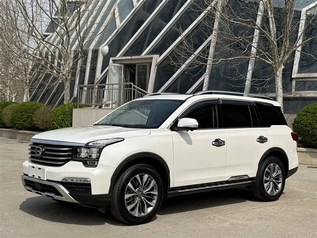 GAC Motor Trumpchi GS8 2016