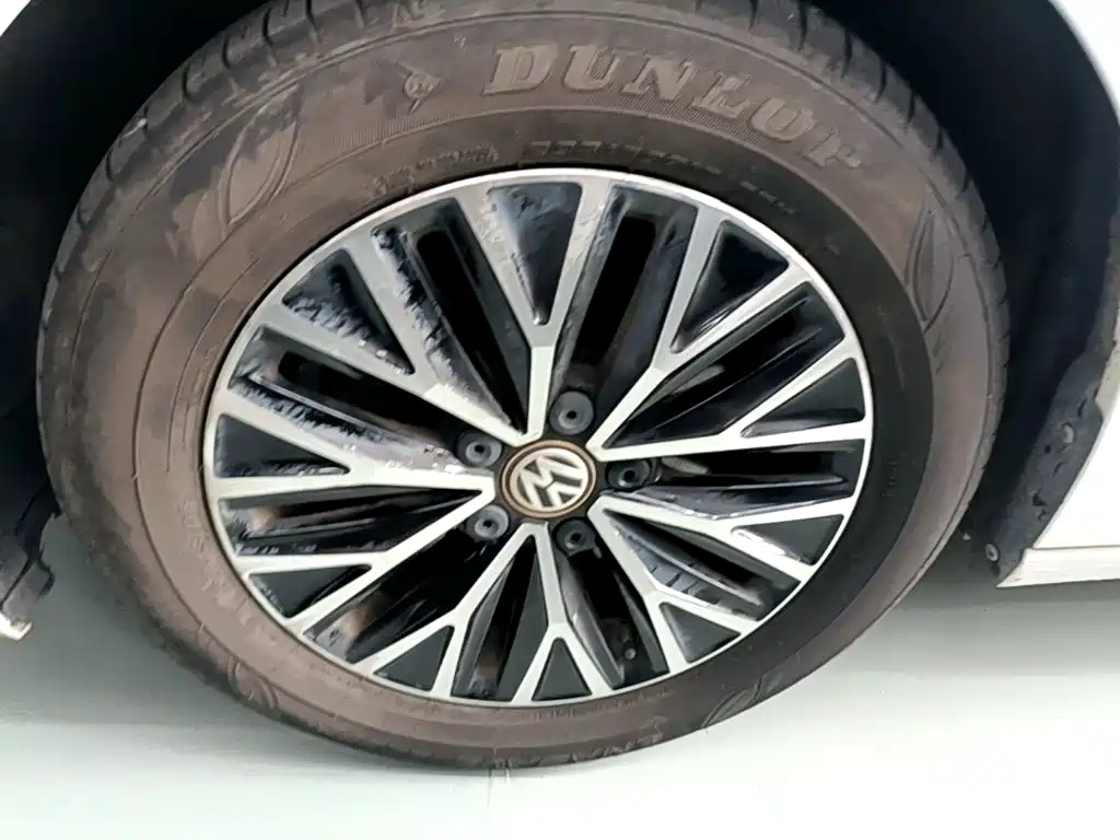 Volkswagen Sagitar — миниатюра 23