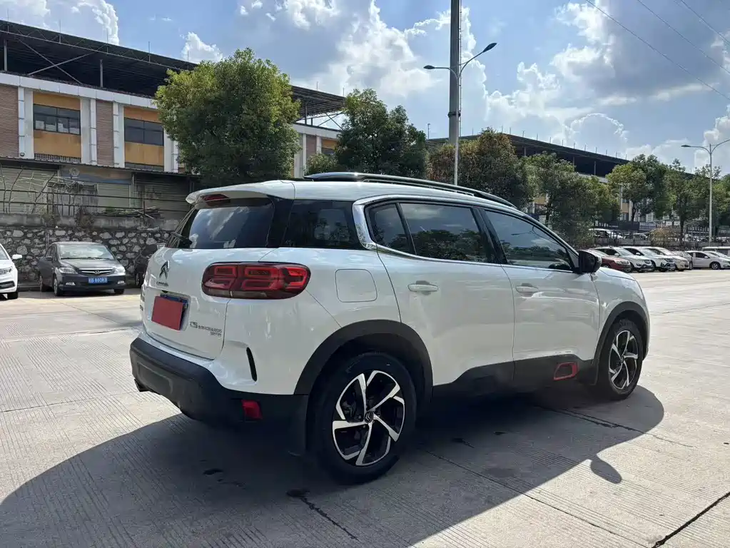 Citroen C5 AIRCROSS — миниатюра 7