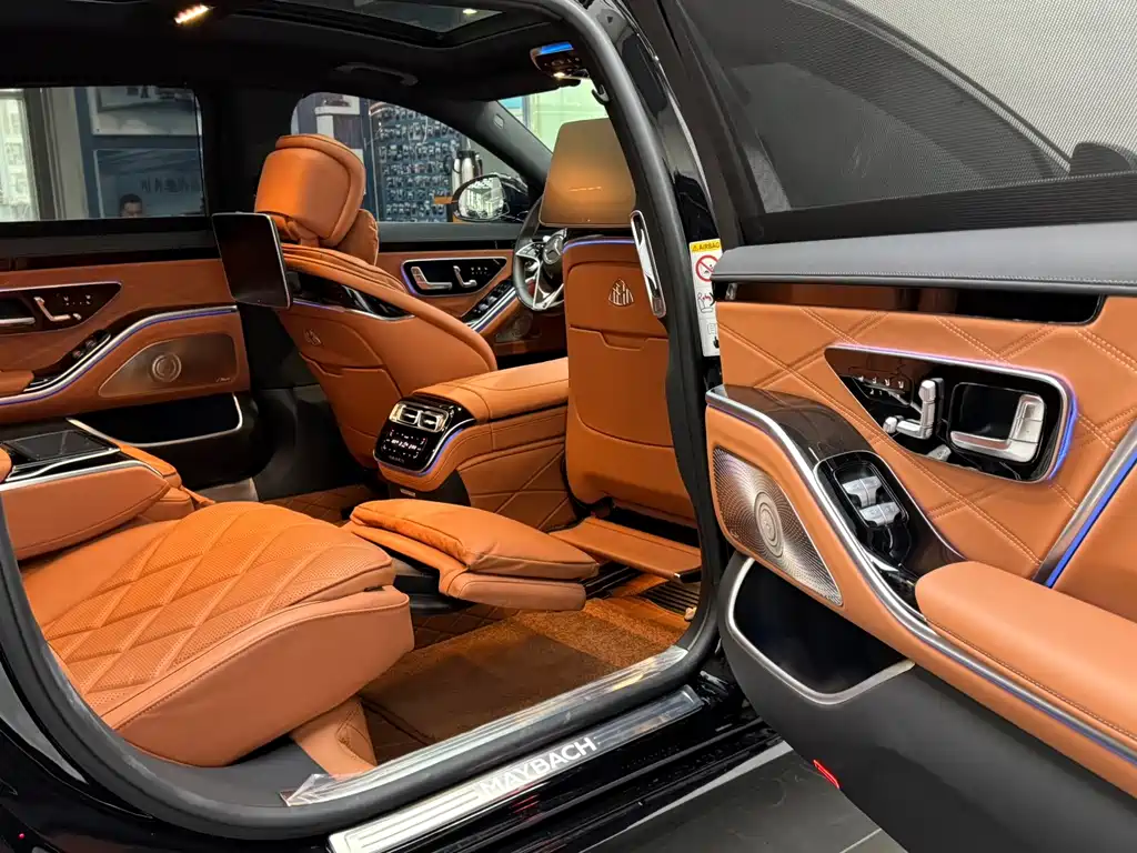 Mercedes-Benz S-Class — миниатюра 17