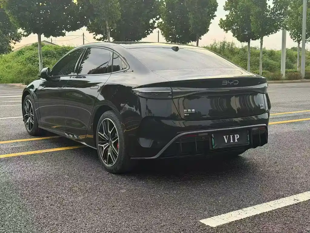 BYD Seal — миниатюра 9