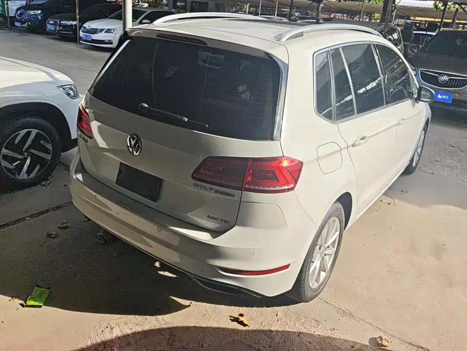 Volkswagen Golf Sportsvan — миниатюра 3