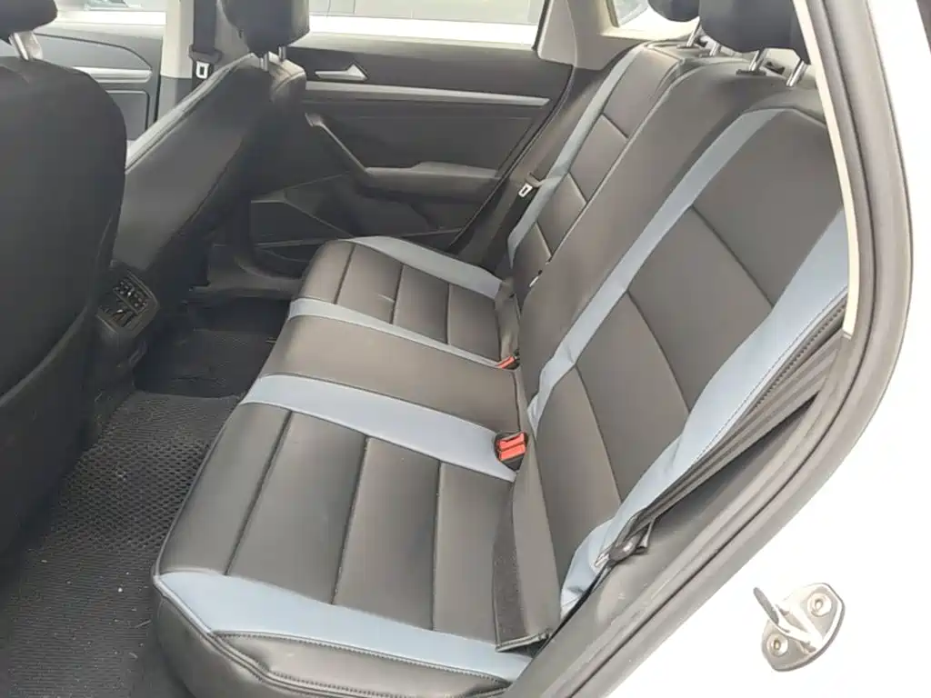 Volkswagen Lavida — миниатюра 17