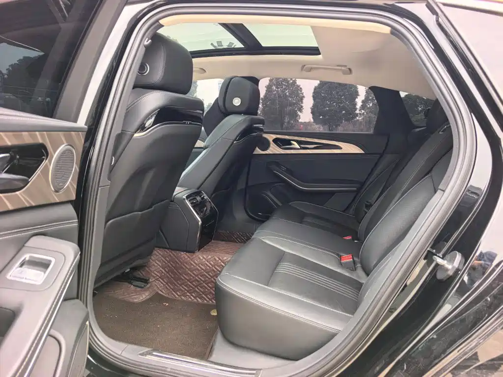 Hongqi Hongqi H9 — миниатюра 11
