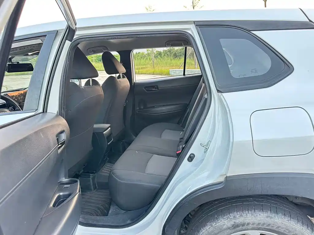 Toyota Frontlander — миниатюра 24