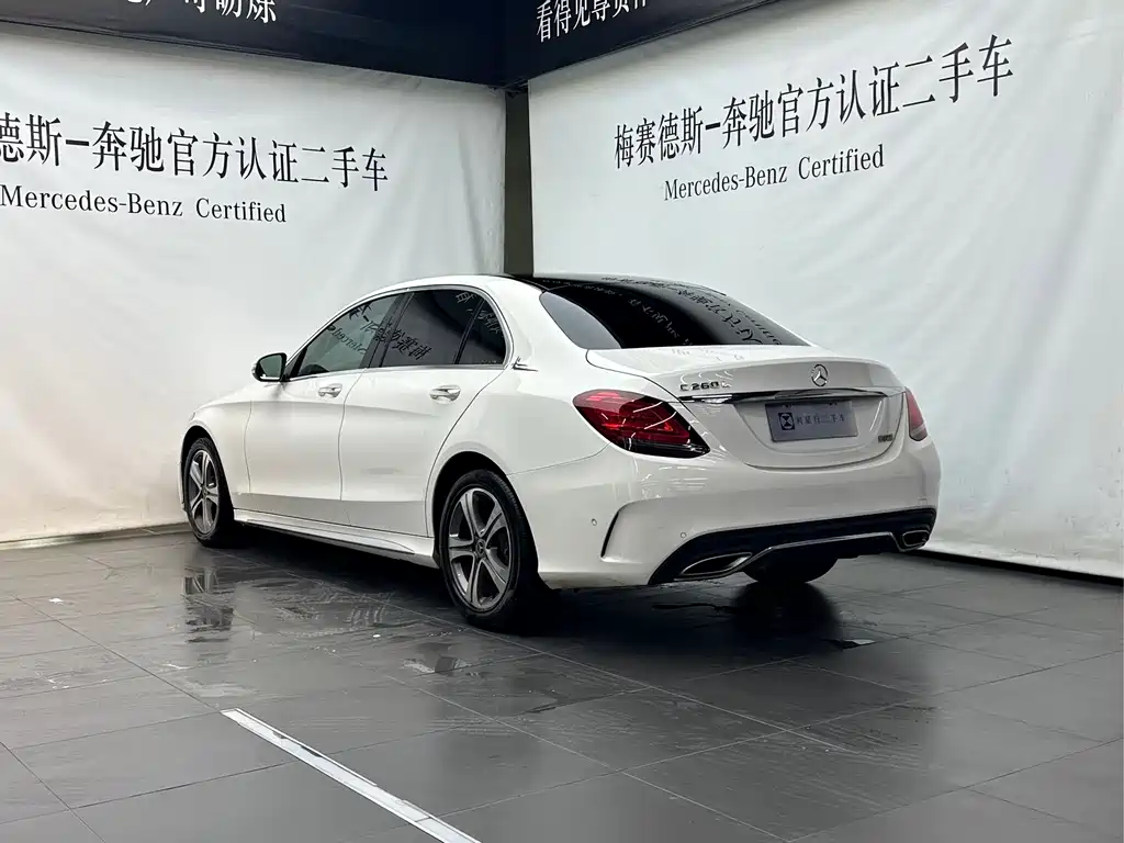 Mercedes-Benz C-Class — миниатюра 2