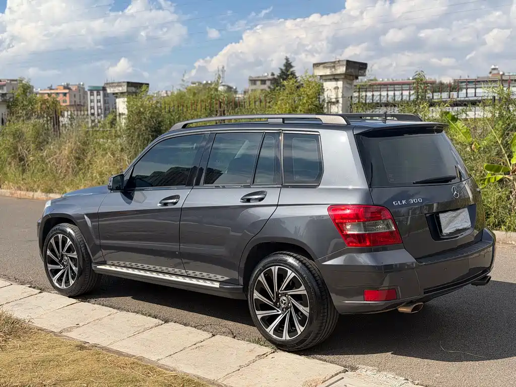 Mercedes-Benz GLK-Class (Import) — миниатюра 6