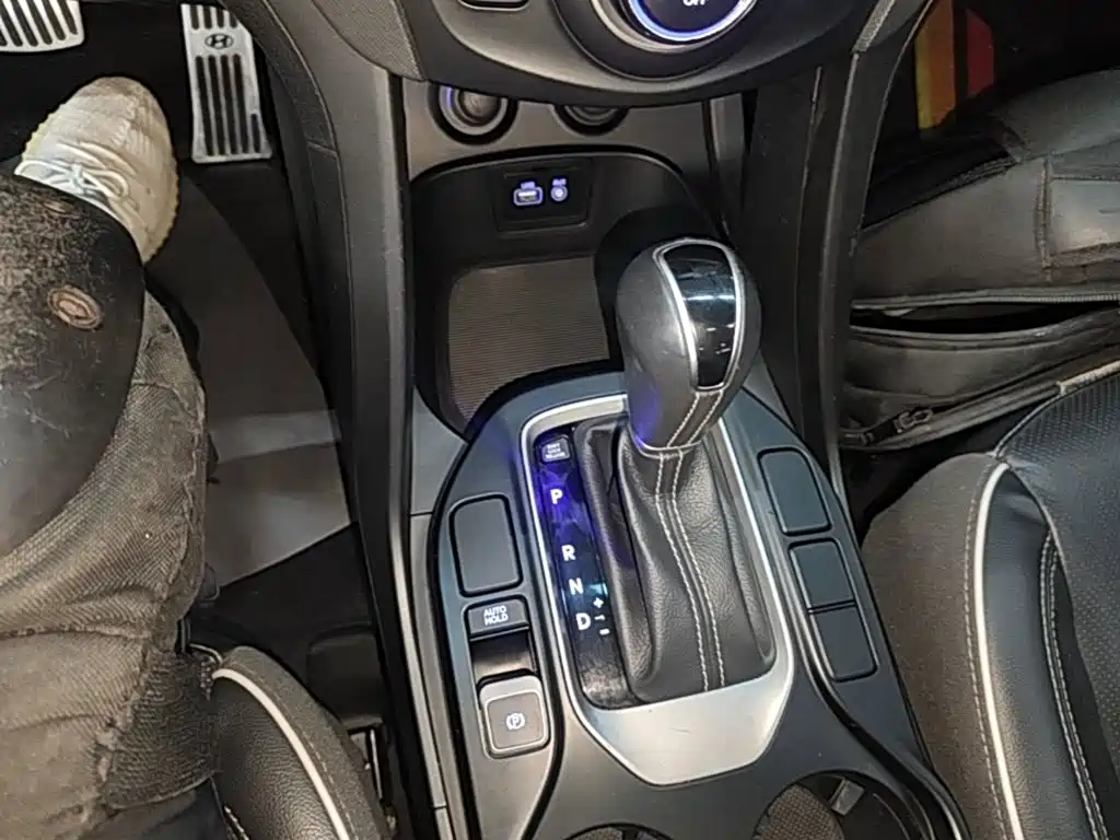 Hyundai Santa Fe — миниатюра 14