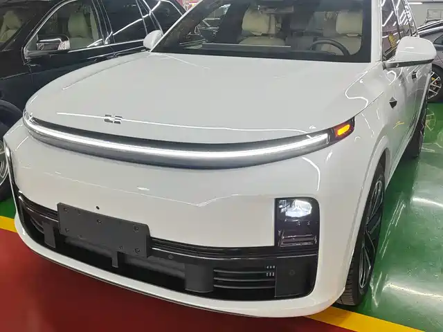 IDEAL CAR IDEAL L7 2024