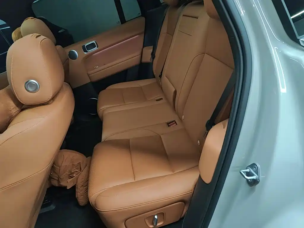 Li Auto Li L6 — миниатюра 13
