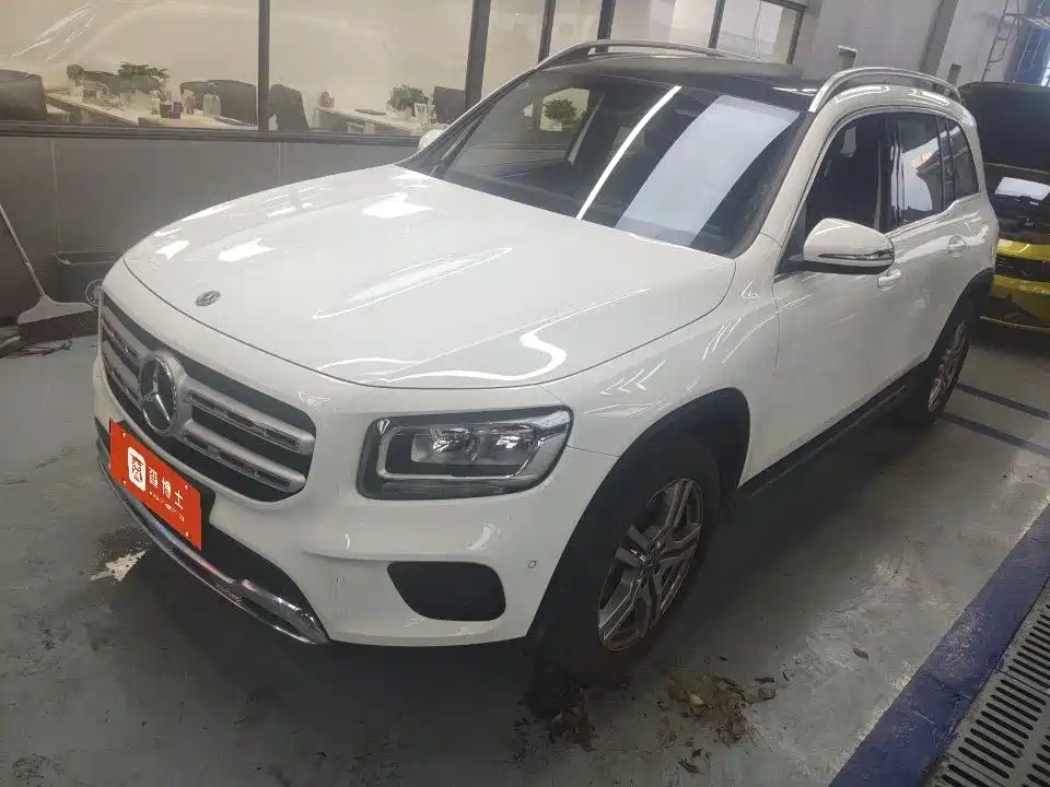 Купить Mercedes-Benz GLB