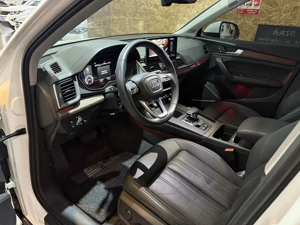 Audi Q5L — миниатюра 12