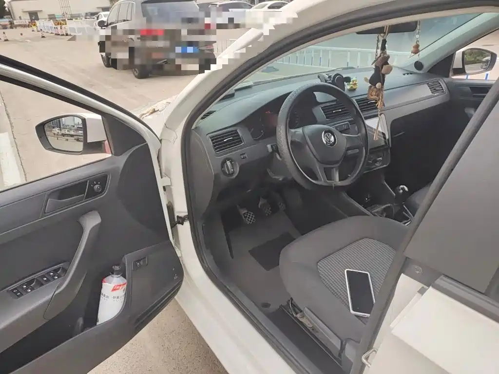 Volkswagen Santana — миниатюра 17