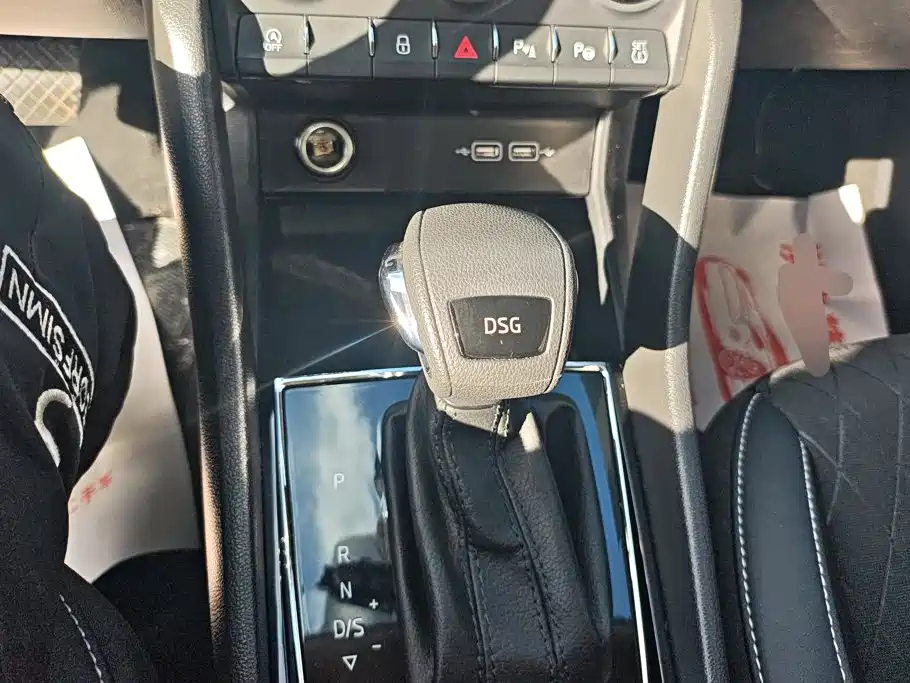 Skoda Karoq — миниатюра 16