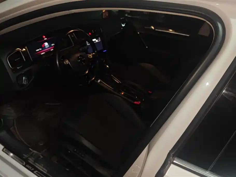 Volkswagen Golf 2020 280TSI DSG Luxury