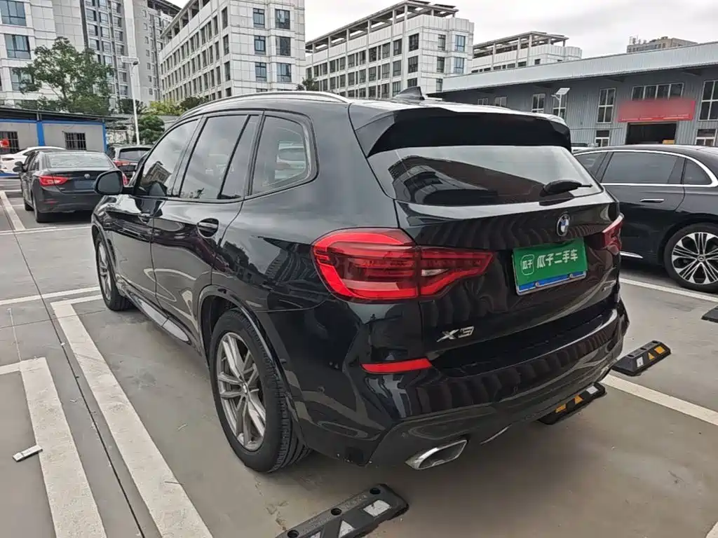 BMW X3 — миниатюра 5