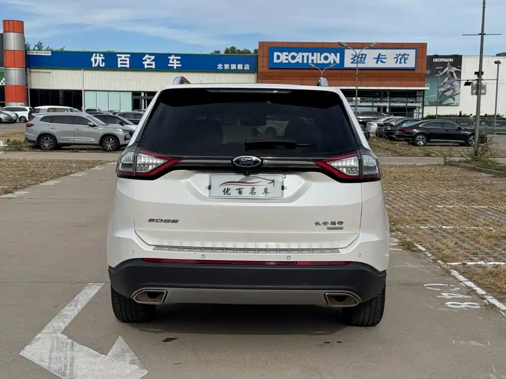 Ford Edge — миниатюра 5