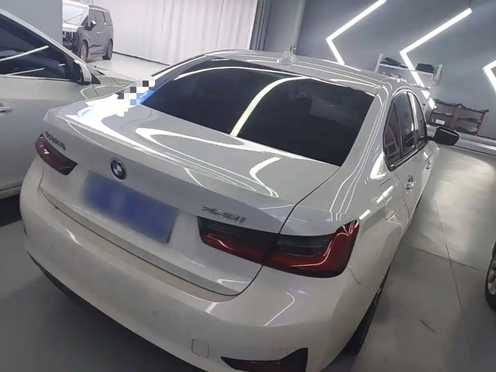 BMW 3 Series — миниатюра 7