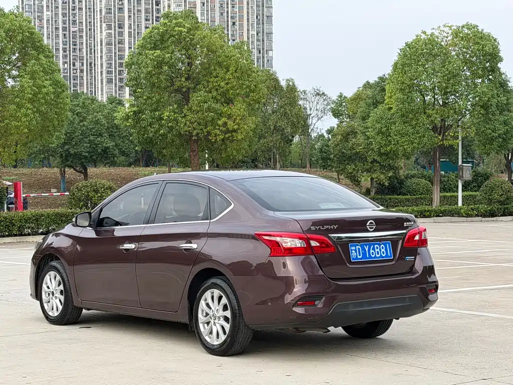 Nissan Sylphy — миниатюра 5