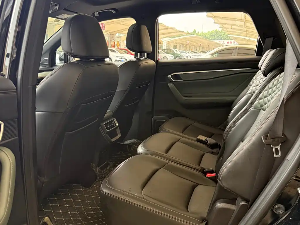 Geely Haoyue L — миниатюра 5