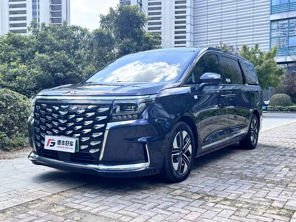 JAC Refine Refine RF8 PHEV