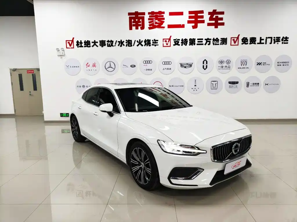Volvo S60 — миниатюра 3