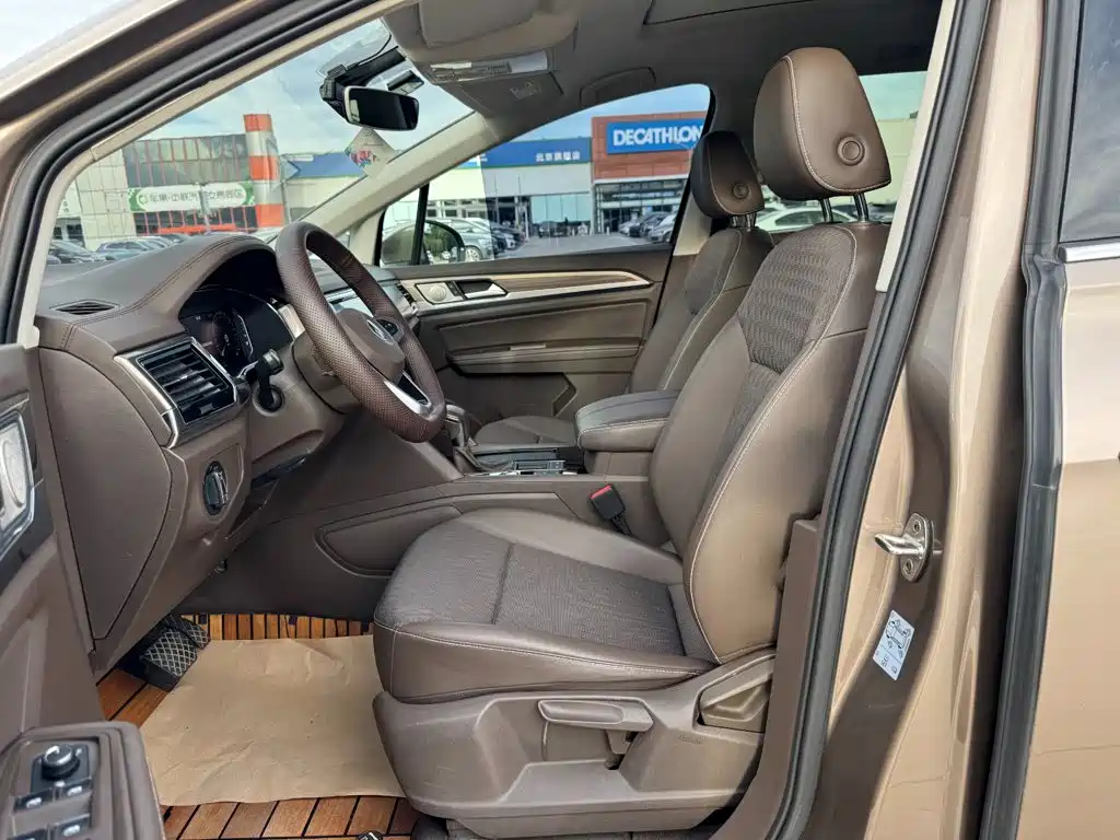 Volkswagen Viloran — миниатюра 8