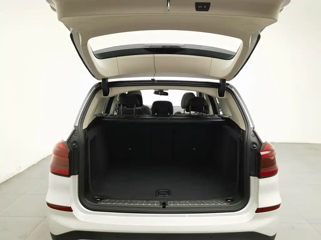 BMW X3 — миниатюра 16