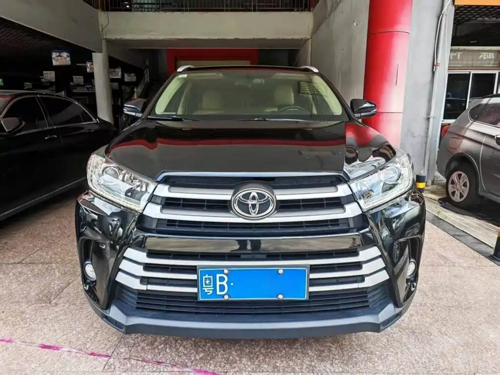 Toyota Highlander 2018 2.0T Elite 7 мест V