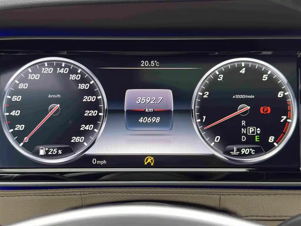 Mercedes-Benz S-Class — миниатюра 18