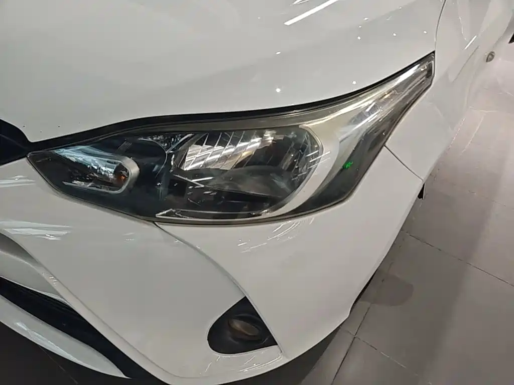 Toyota Yaris L — миниатюра 24