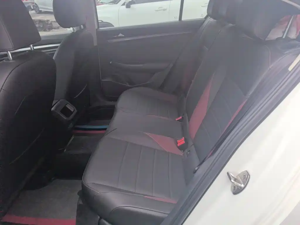 Volkswagen Bora — миниатюра 17