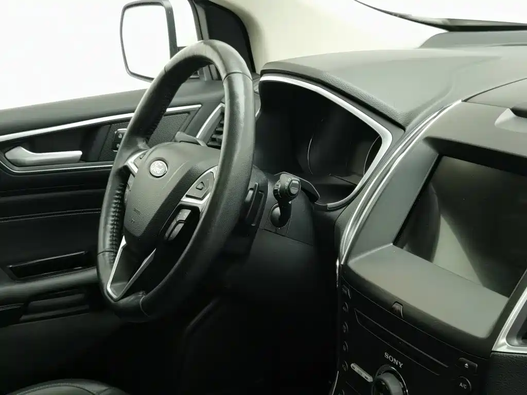 Ford Edge — миниатюра 22