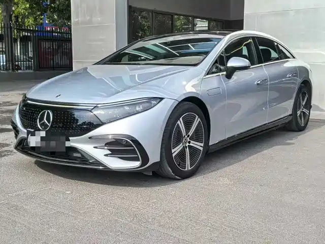 MERCEDES-BENZ  EQS 2023