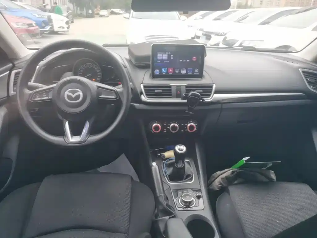 Mazda 3 Axela — миниатюра 10