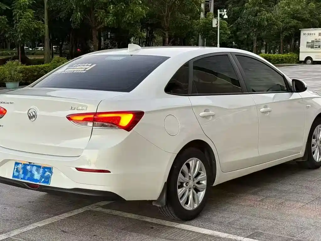 Buick Excelle — миниатюра 6