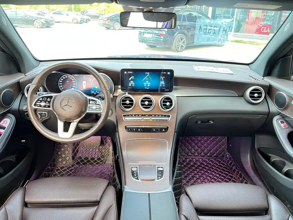 Mercedes-Benz GLC — миниатюра 10