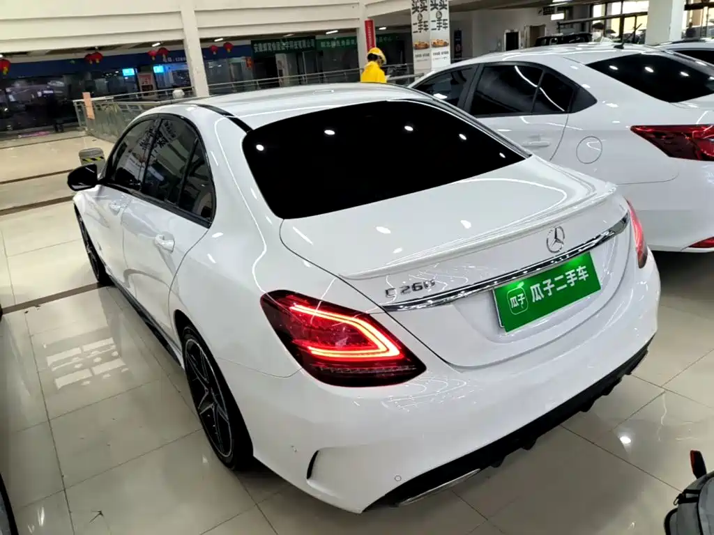 Mercedes-Benz C-Class — миниатюра 5
