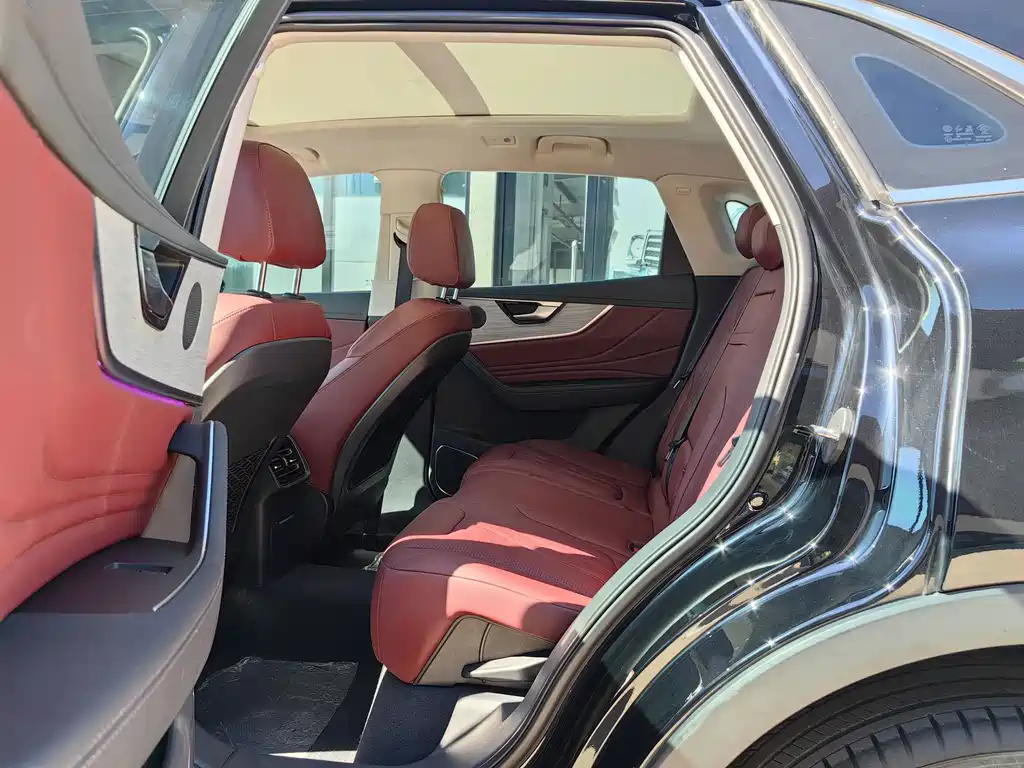 Hongqi Hongqi HS5 — миниатюра 6