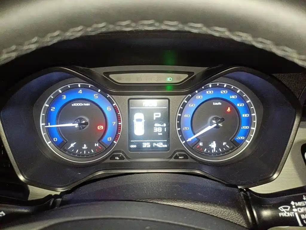 Geely Vision X3 — миниатюра 7