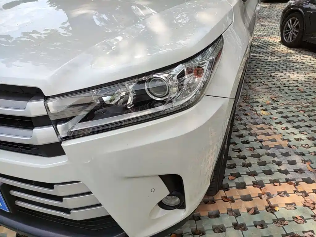 Toyota Highlander — миниатюра 24