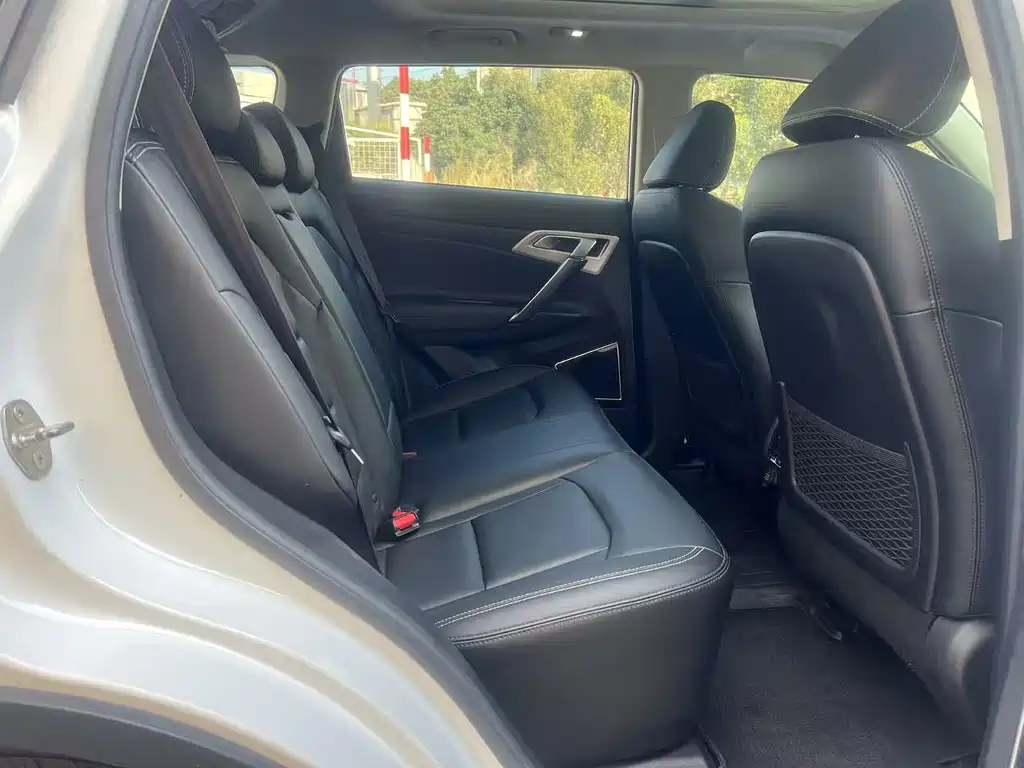 GEELY AUTOMOBILE BOYUE