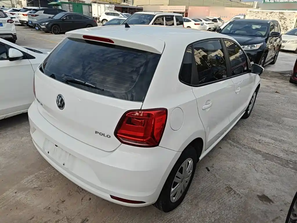 Volkswagen Polo — миниатюра 7