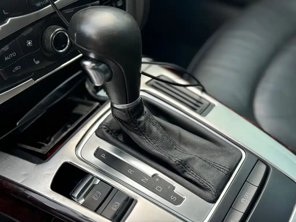 Audi A4L — миниатюра 12