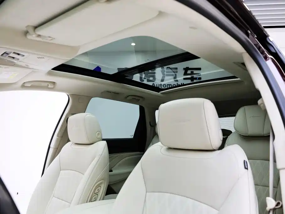 Buick Enclave — миниатюра 27