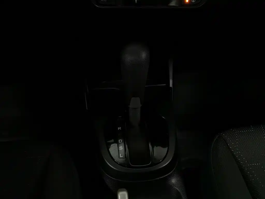Honda Fit — миниатюра 13