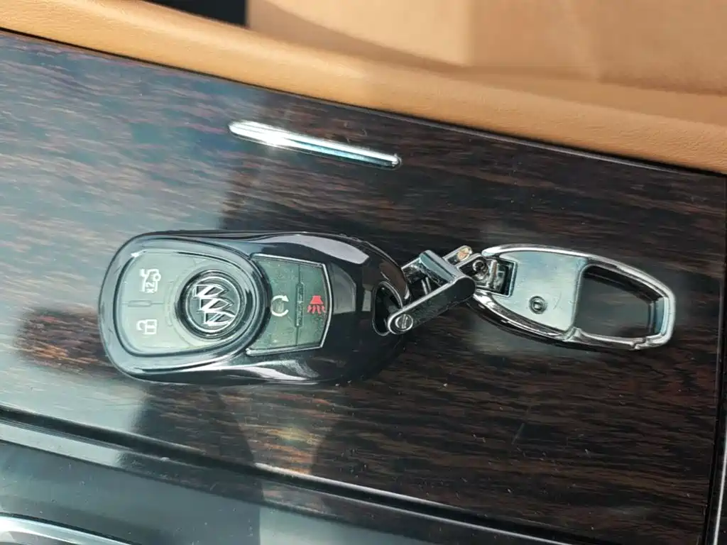 Buick LaCrosse — миниатюра 9