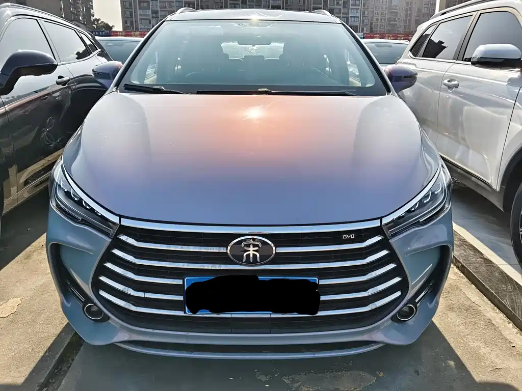 BYD SONG MAX
